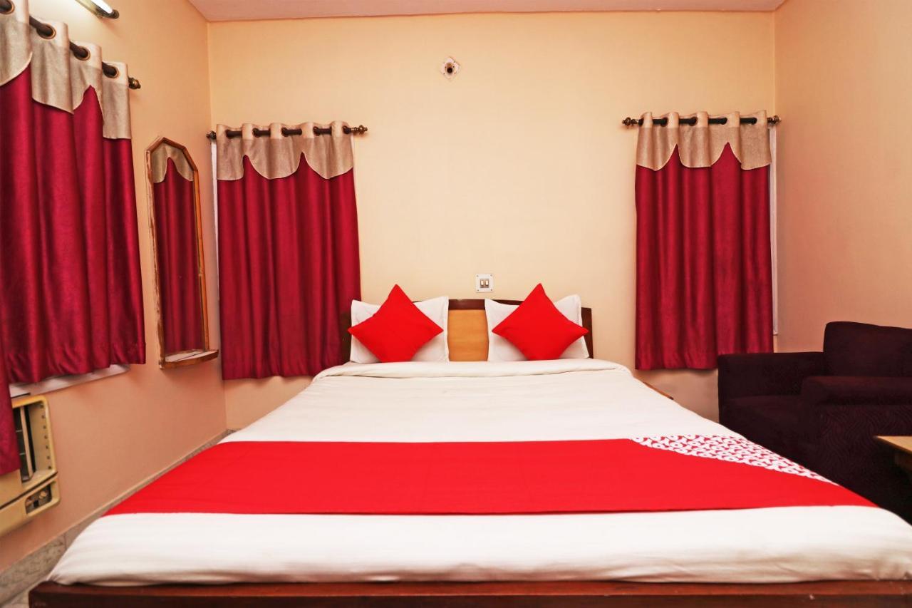 Oyo 17424 Hotel Swagat Gaya Esterno foto